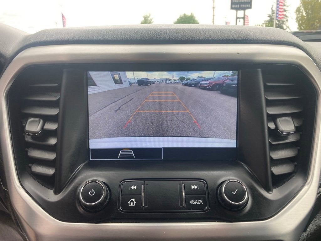 2022 GMC Acadia SLE