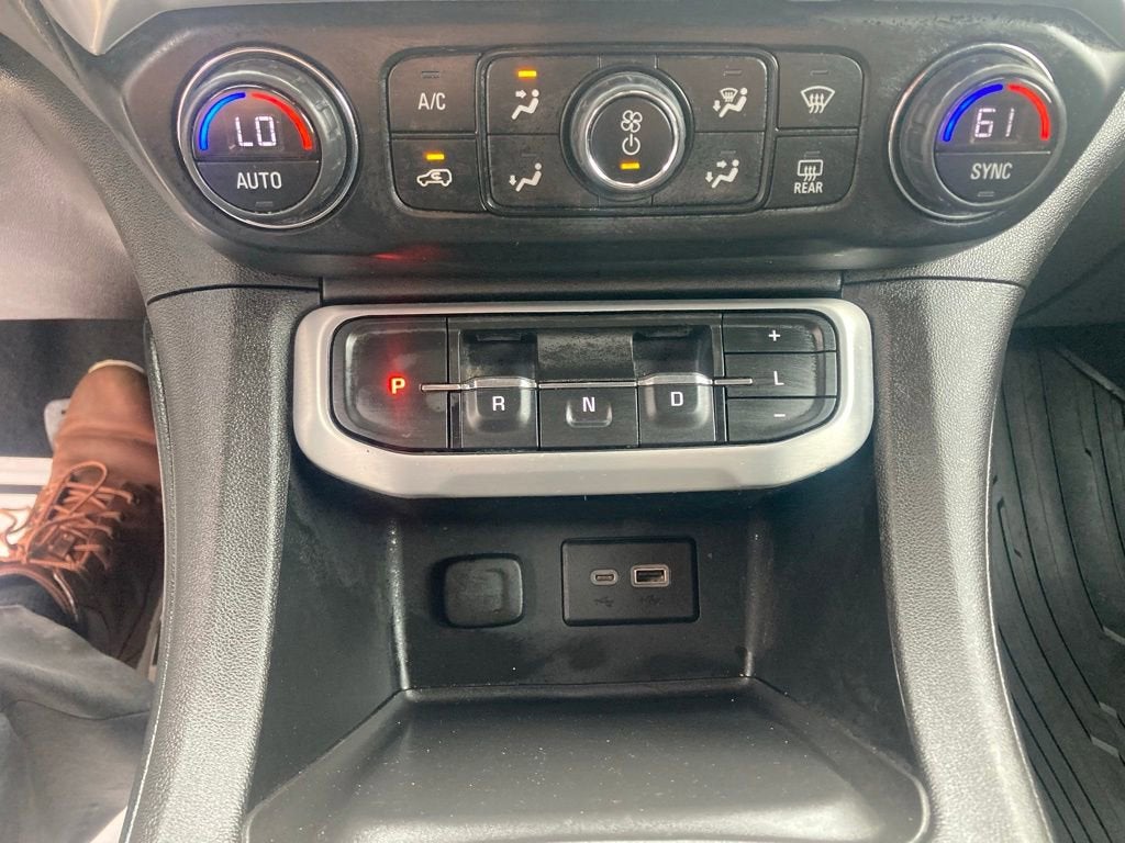 2022 GMC Acadia SLE