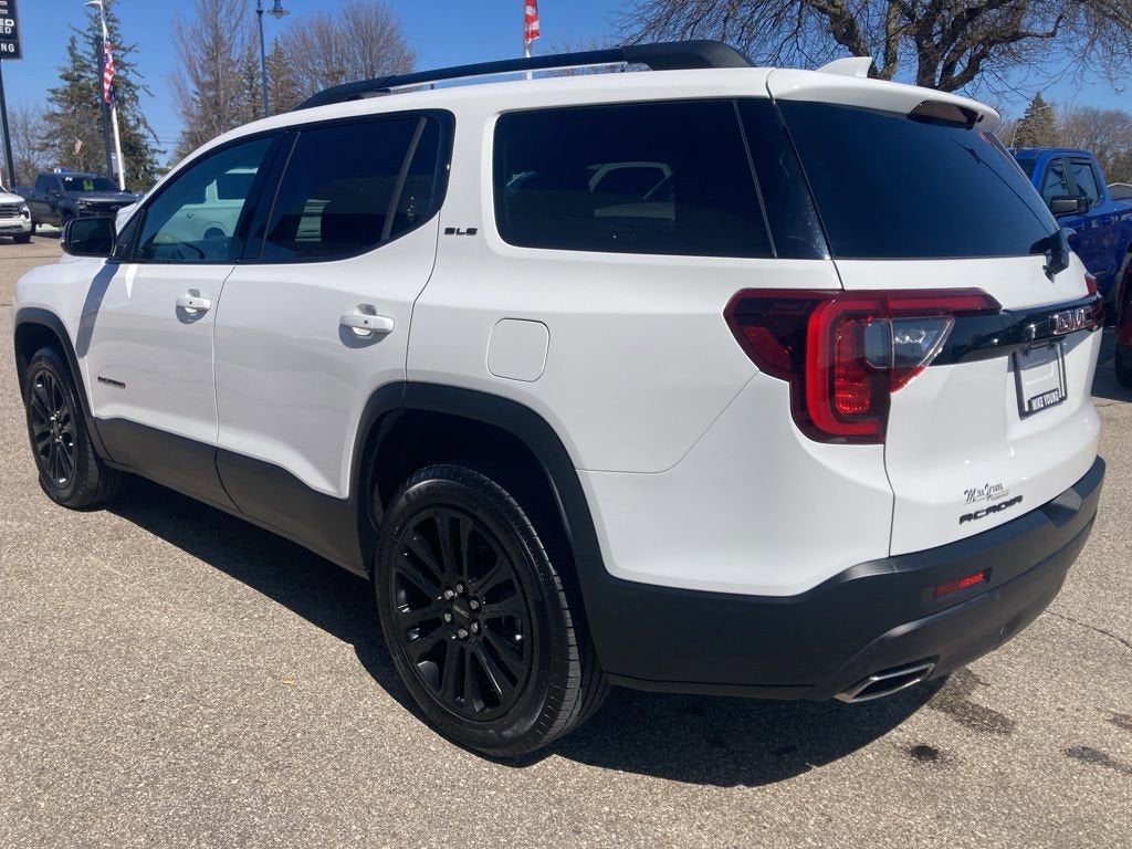 2023 GMC Acadia SLE