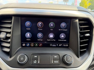 2023 GMC Acadia SLT