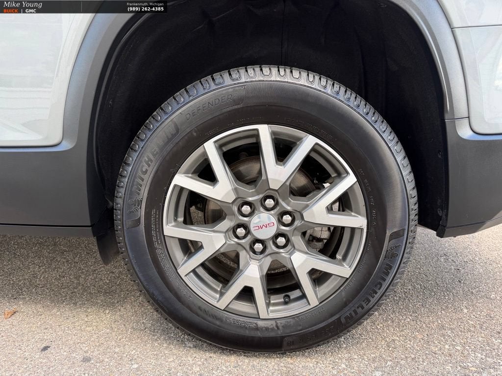 2023 GMC Acadia SLE
