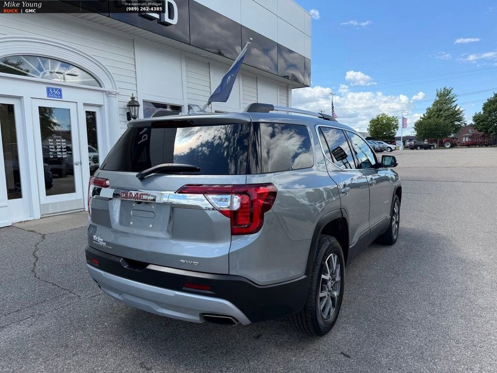 2023 GMC Acadia SLE
