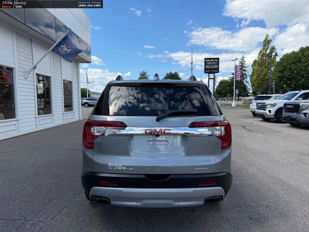 2023 GMC Acadia SLE