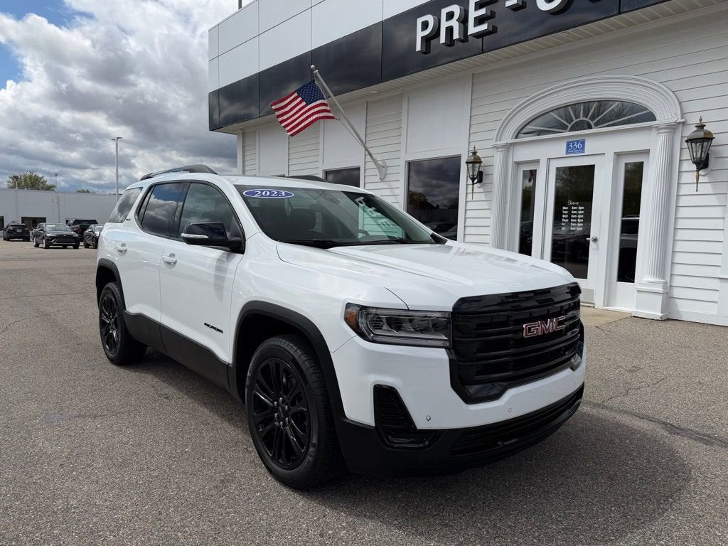 2023 GMC Acadia SLE