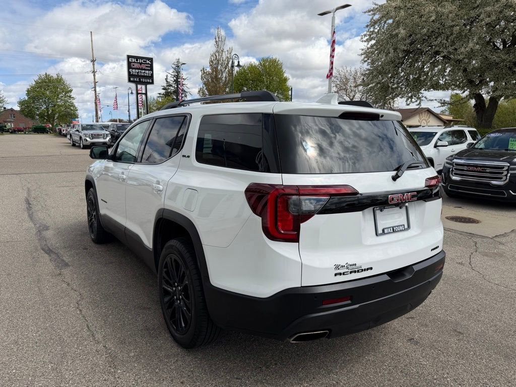 2023 GMC Acadia SLE