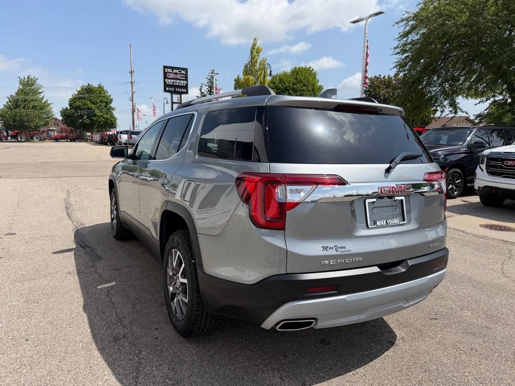 2023 GMC Acadia SLE