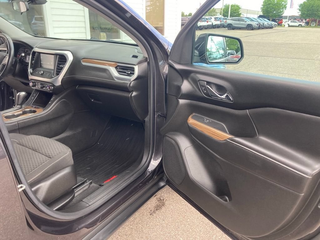 2018 GMC Acadia SLE