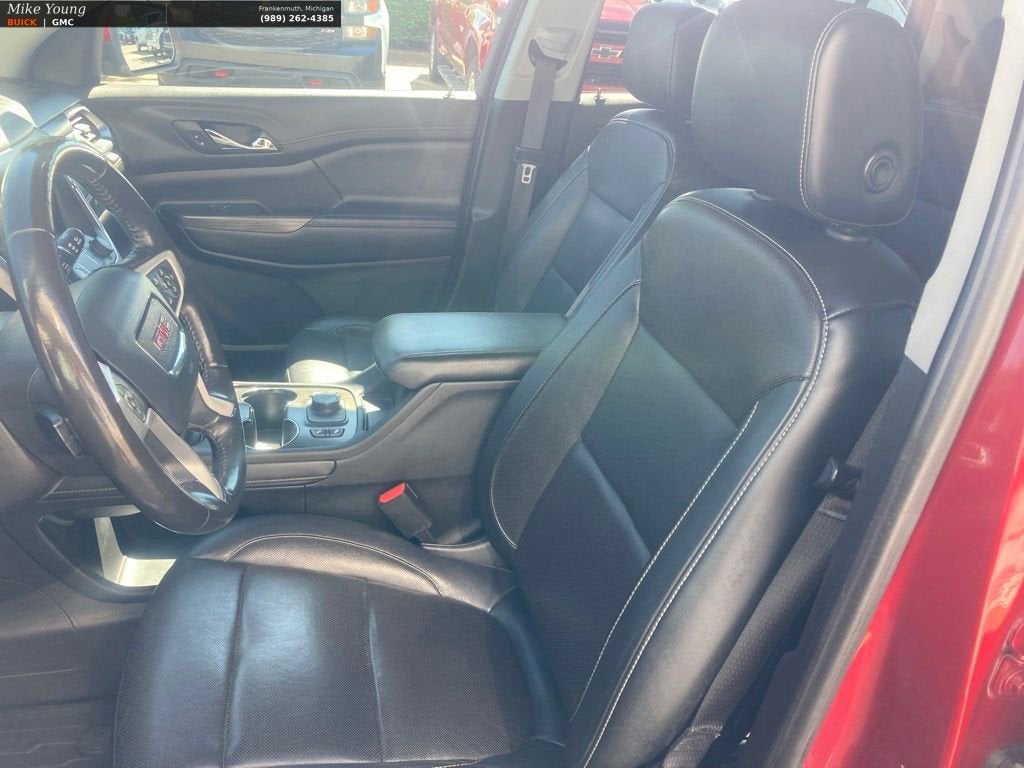 2020 GMC Acadia SLT