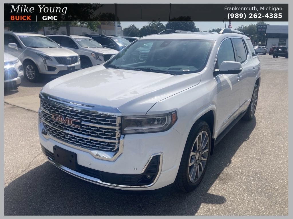 2023 GMC Acadia Denali
