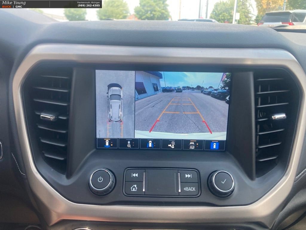 2023 GMC Acadia Denali