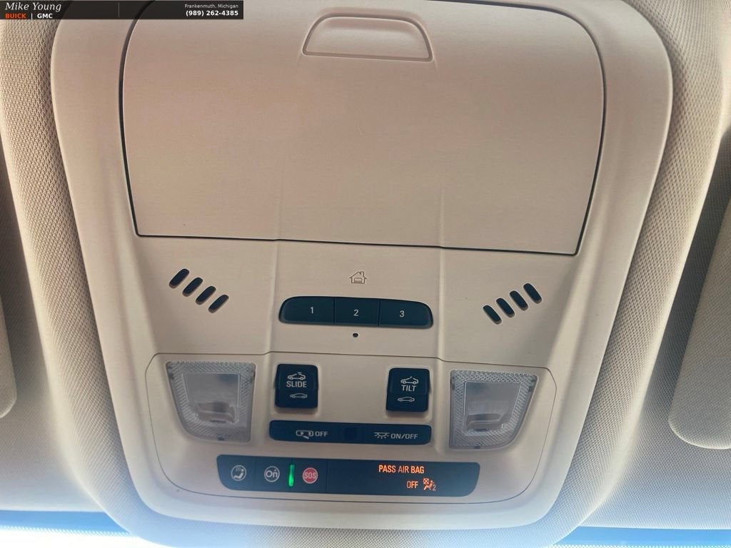 2023 GMC Acadia Denali