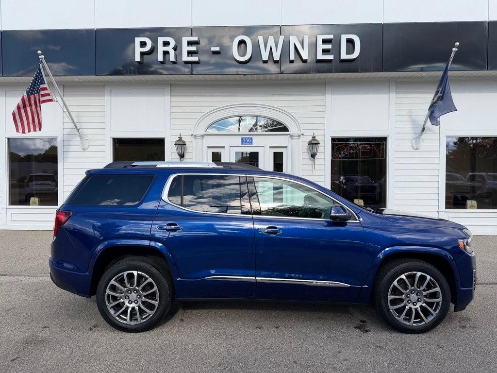 2023 GMC Acadia Denali