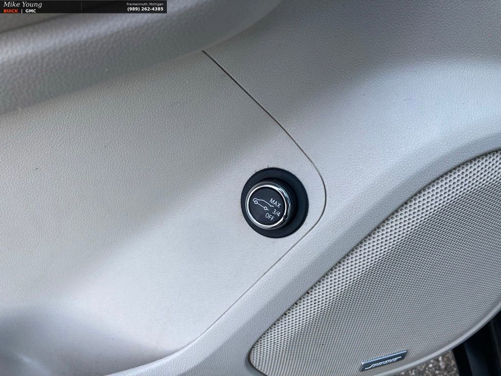 2021 GMC Acadia Denali