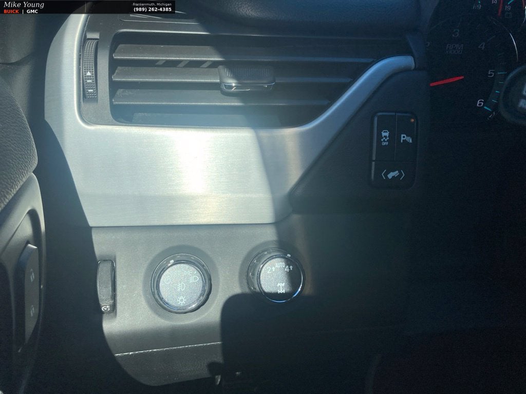 2020 GMC Yukon SLE