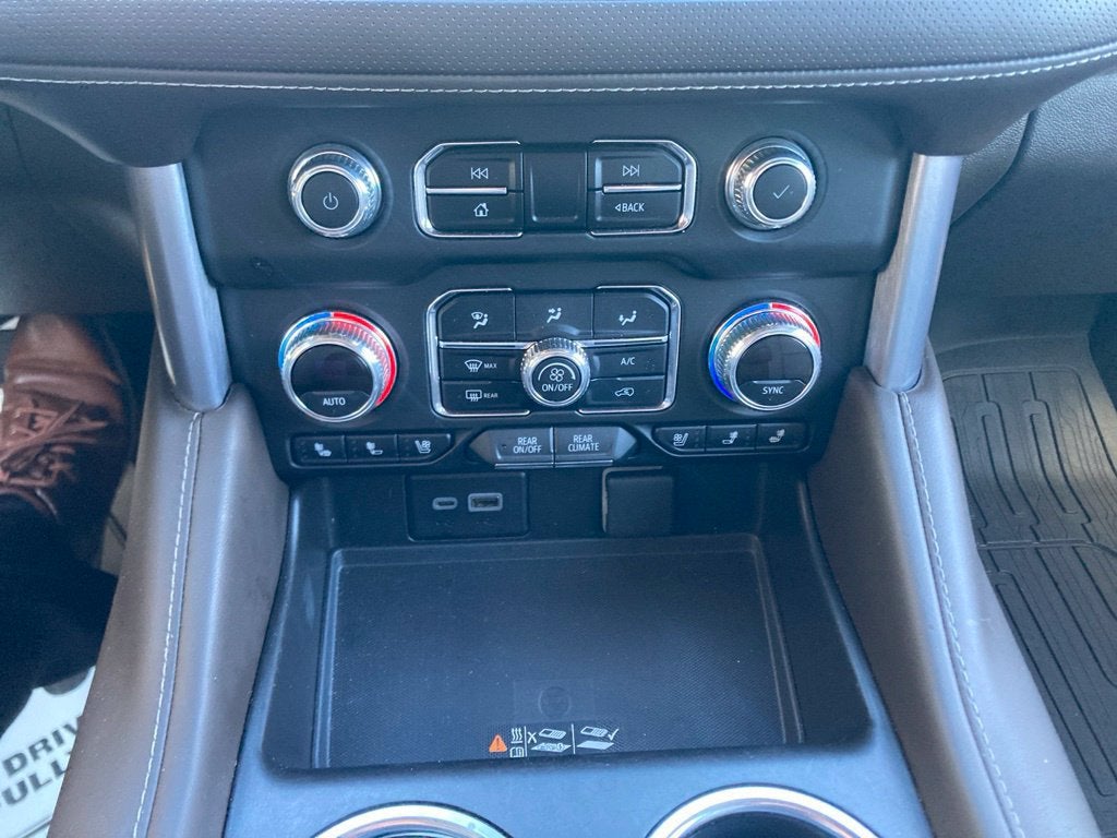 2023 GMC Yukon SLT