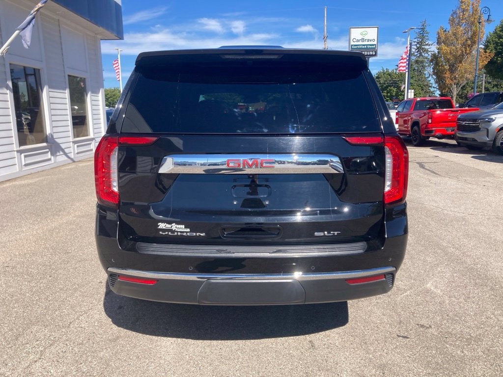 2023 GMC Yukon SLT