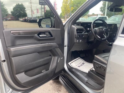 2025 GMC Yukon Elevation