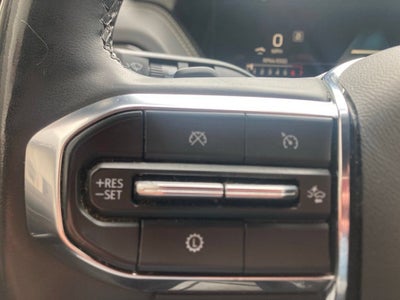 2025 GMC Yukon Elevation