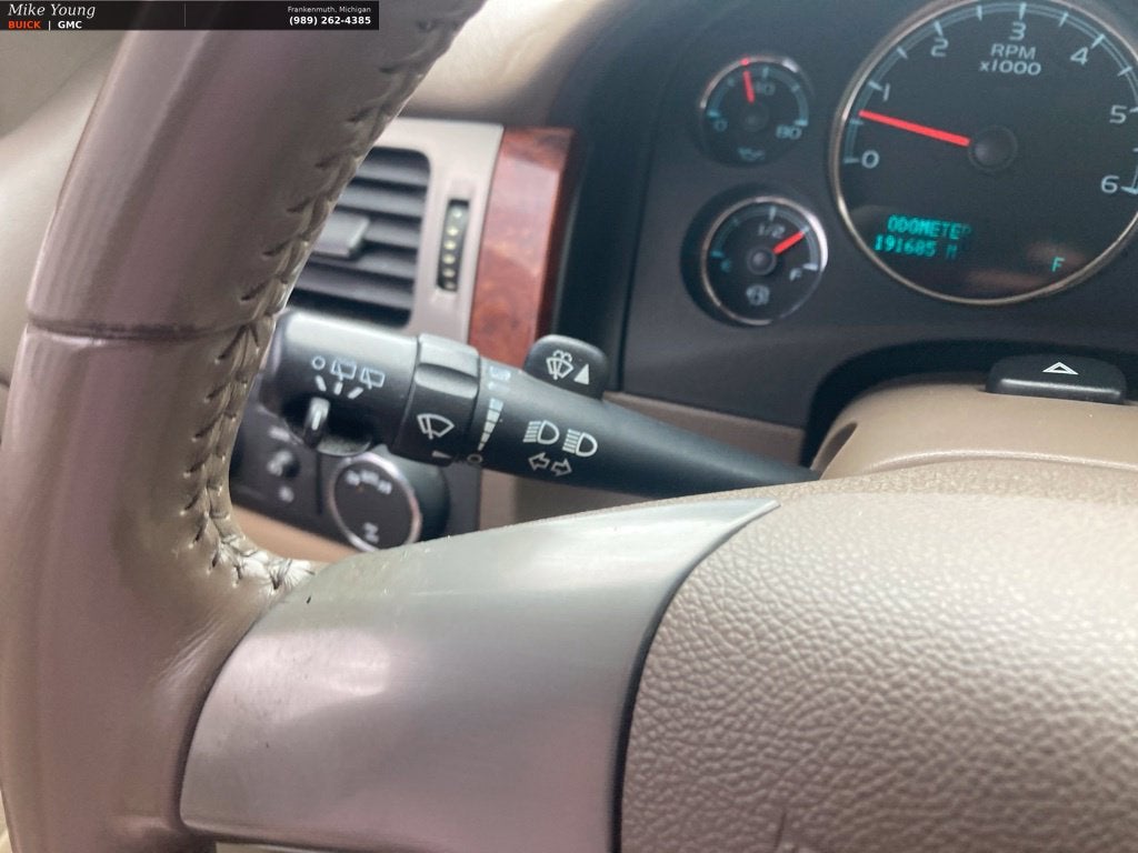 2011 GMC Yukon SLT