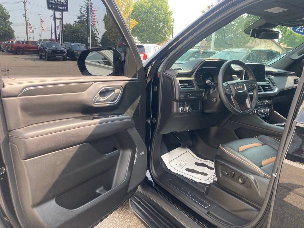 2023 GMC Yukon AT4