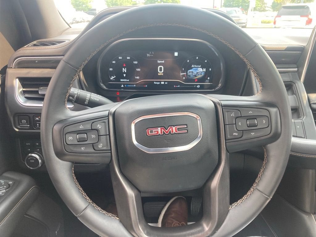 2023 GMC Yukon AT4