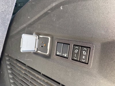 2025 GMC Yukon AT4