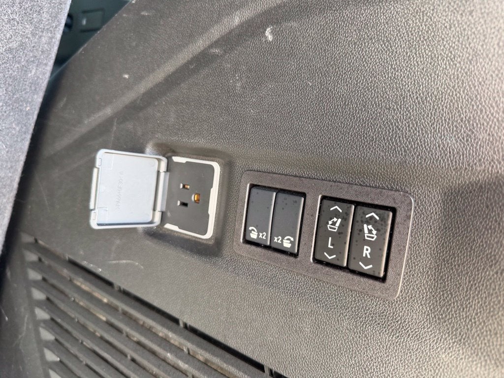 2025 GMC Yukon AT4