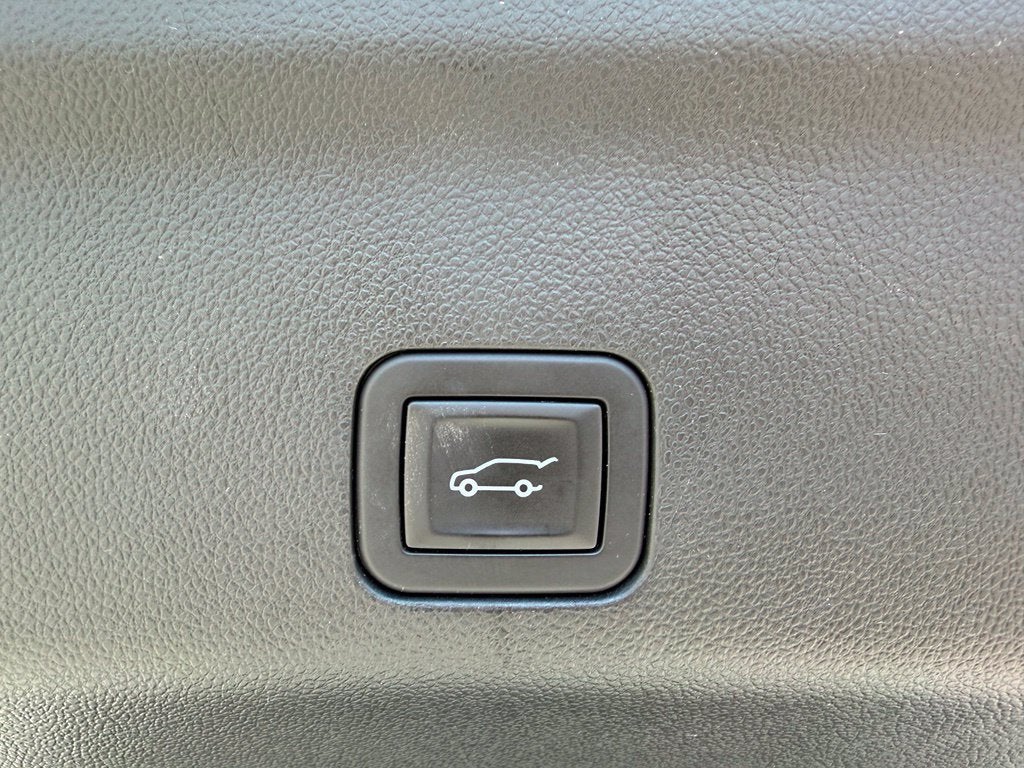 2025 GMC Yukon AT4