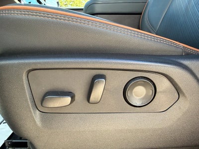 2025 GMC Yukon AT4