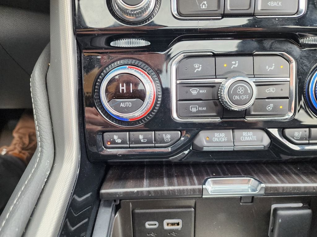 2023 GMC Yukon Denali