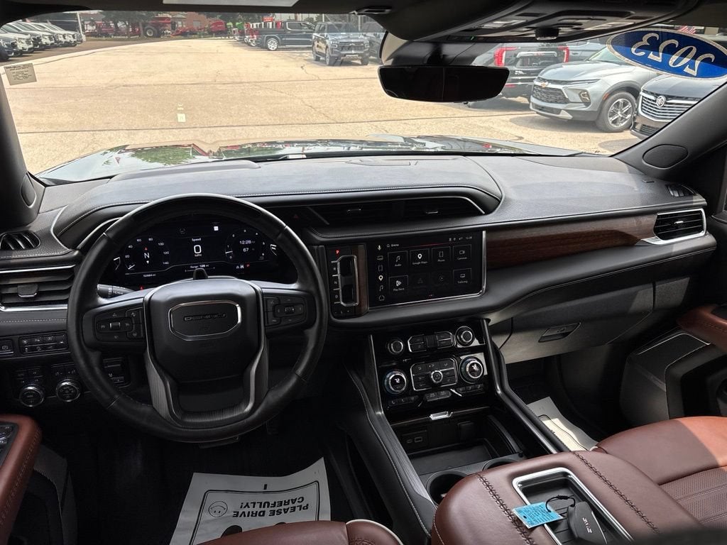 2023 GMC Yukon Denali Ultimate