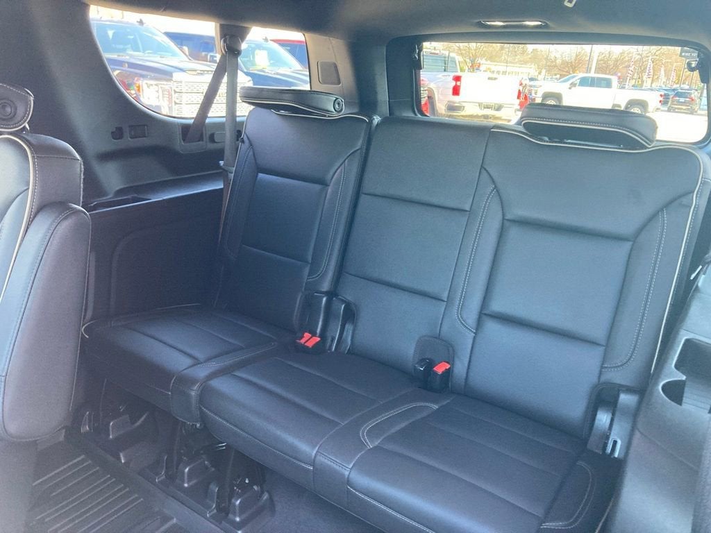 2022 GMC Yukon XL SLT