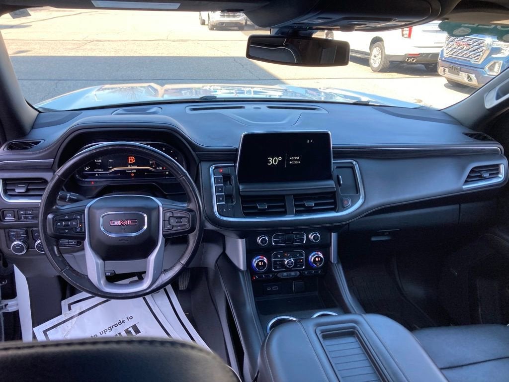 2022 GMC Yukon XL SLT