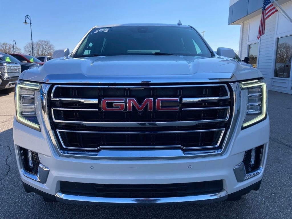 2022 GMC Yukon XL SLT