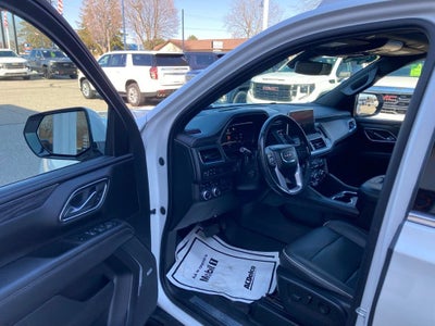 2022 GMC Yukon XL SLT