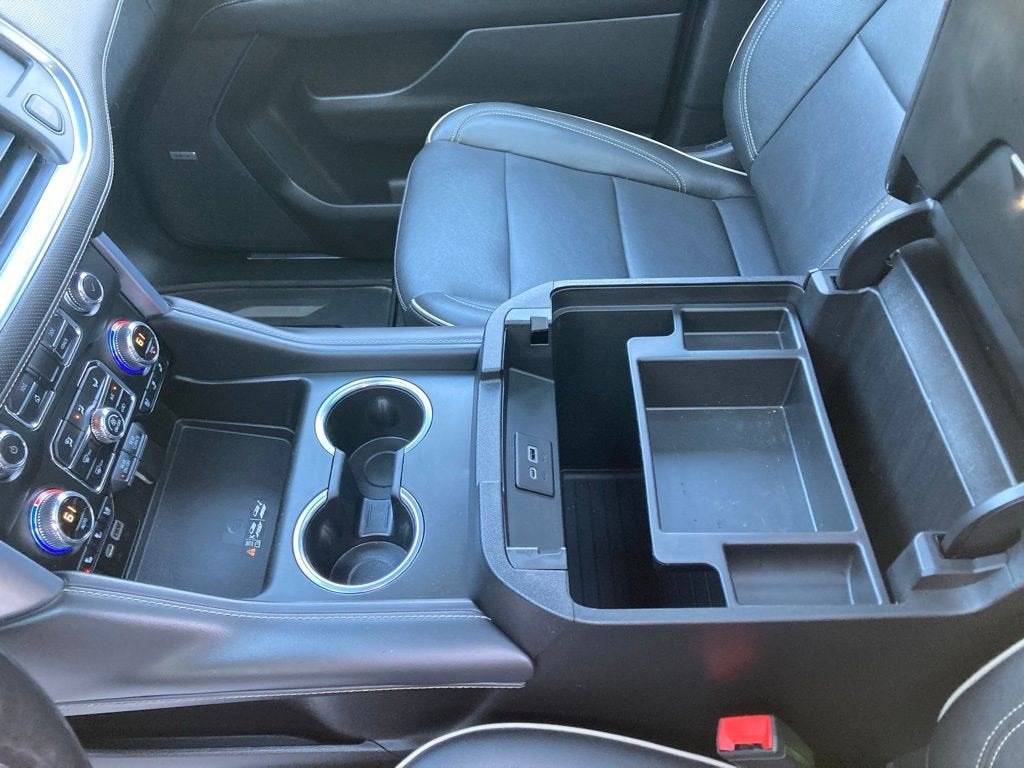 2022 GMC Yukon XL SLT