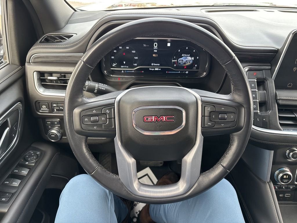 2022 GMC Yukon XL SLT