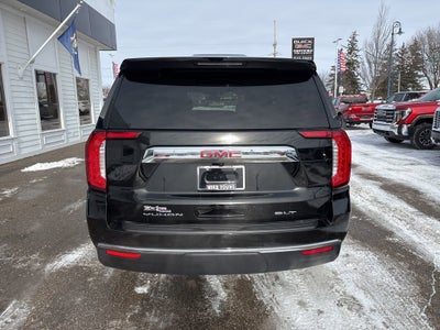 2022 GMC Yukon XL SLT
