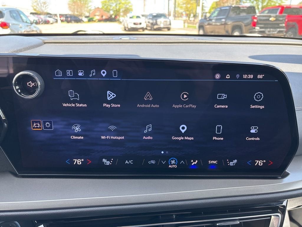 2024 Chevrolet Traverse LS