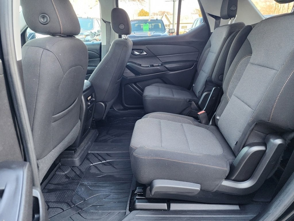 2018 Chevrolet Traverse LT Cloth