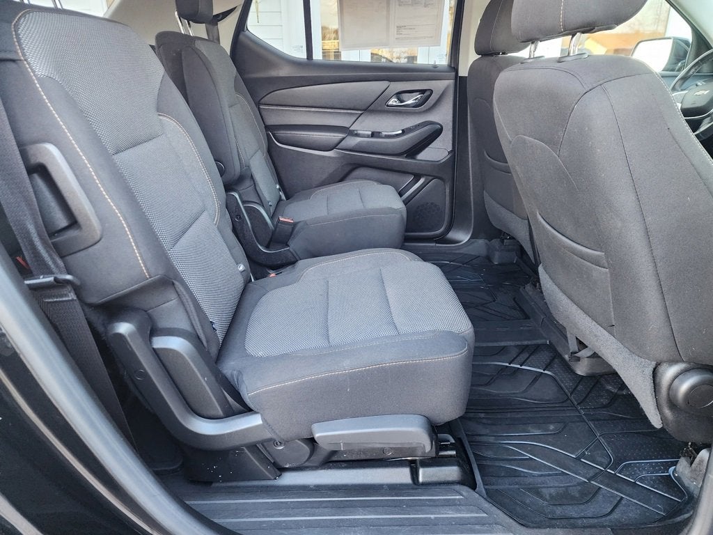 2018 Chevrolet Traverse LT Cloth