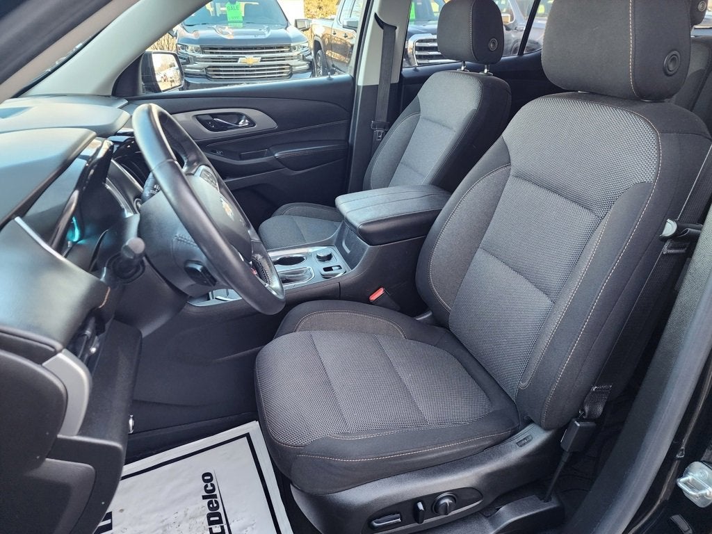 2018 Chevrolet Traverse LT Cloth
