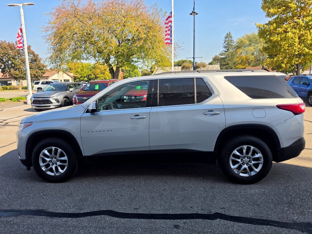 2020 Chevrolet Traverse LT Cloth