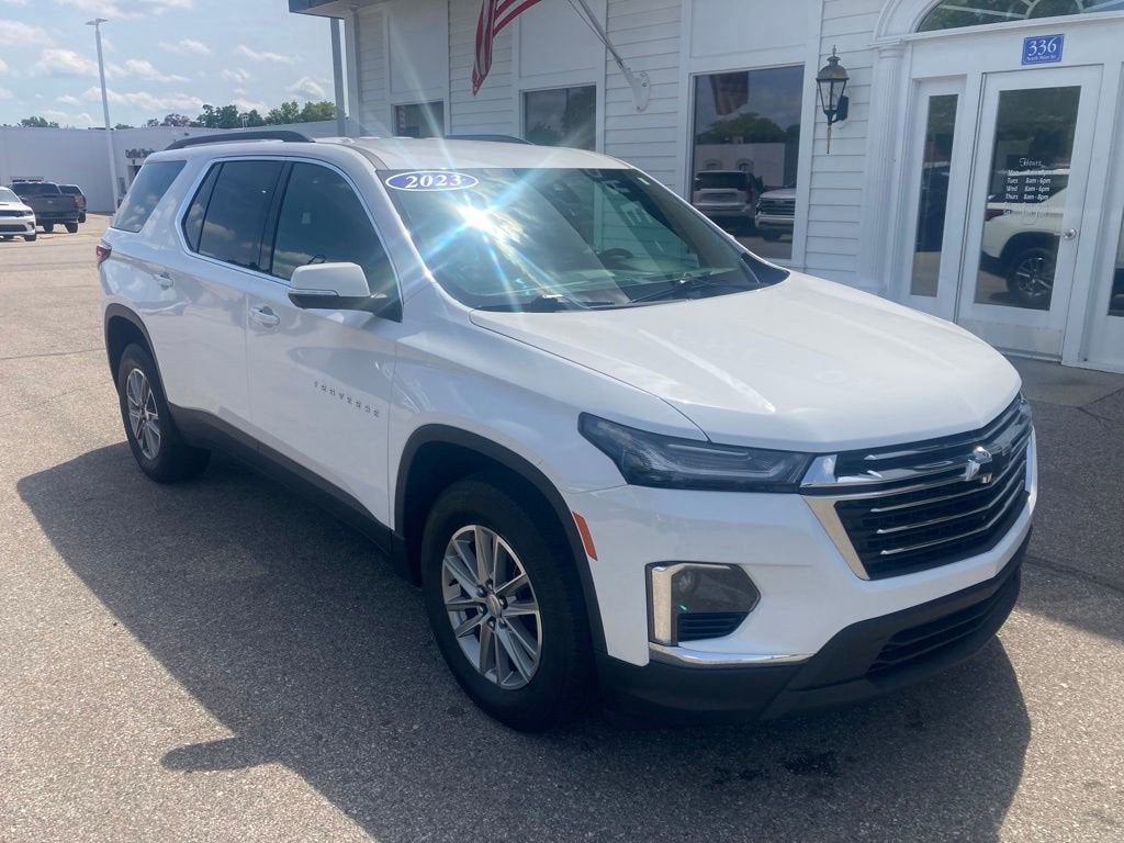 2023 Chevrolet Traverse LT Leather