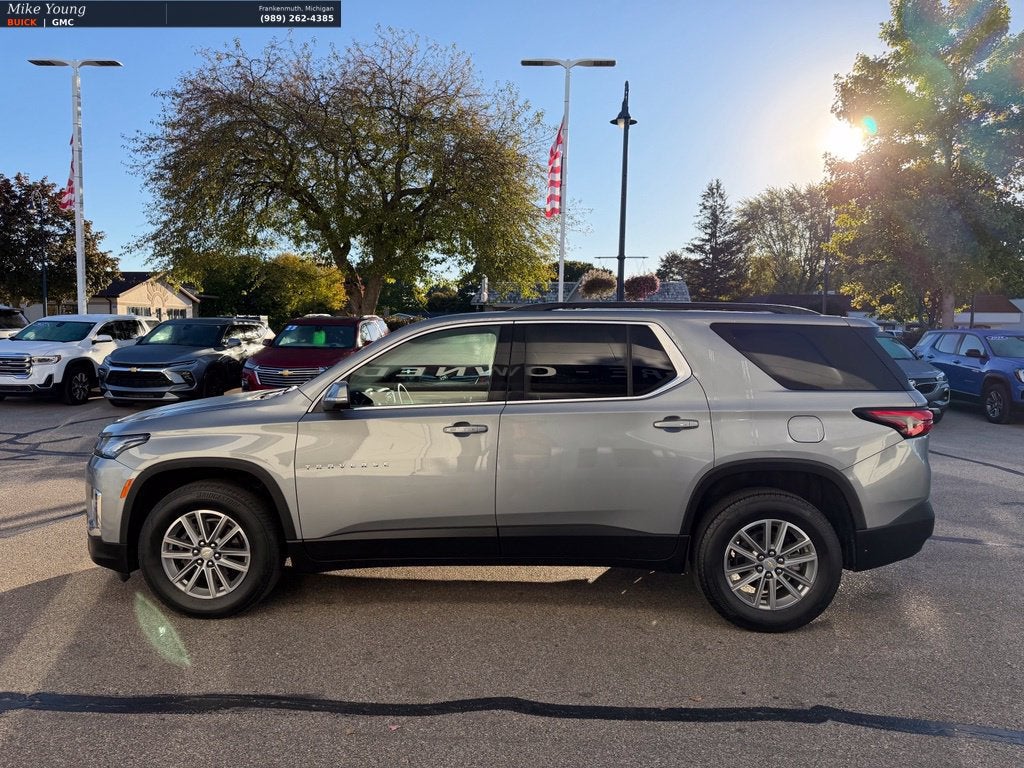2023 Chevrolet Traverse LT Leather