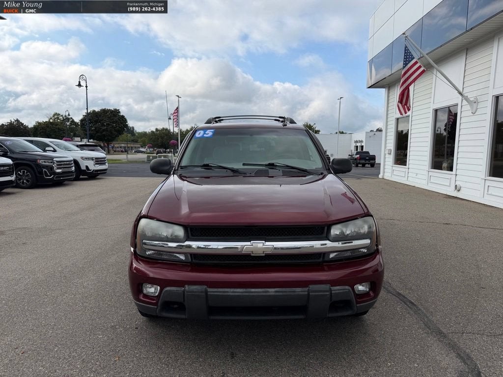 Used 2005 Chevrolet TrailBlazer LS with VIN 1GNET16S056143649 for sale in Frankenmuth, MI