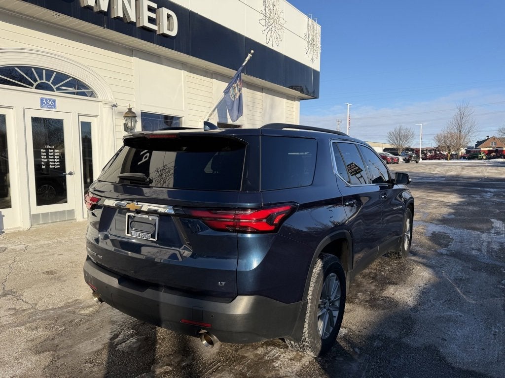 2022 Chevrolet Traverse LT Cloth