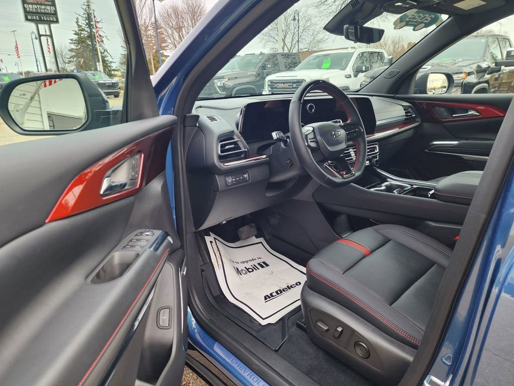 2025 Chevrolet Traverse RS