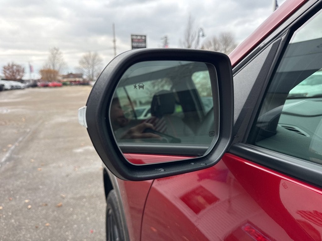 2025 Chevrolet Traverse RS