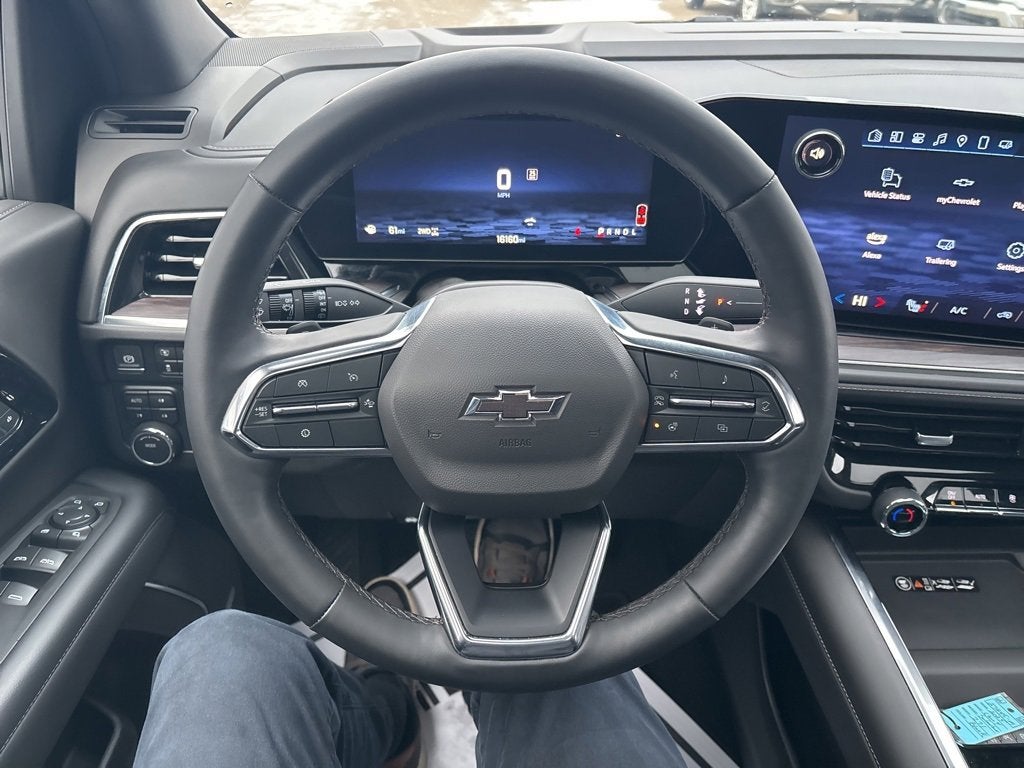 2025 Chevrolet Suburban Z71